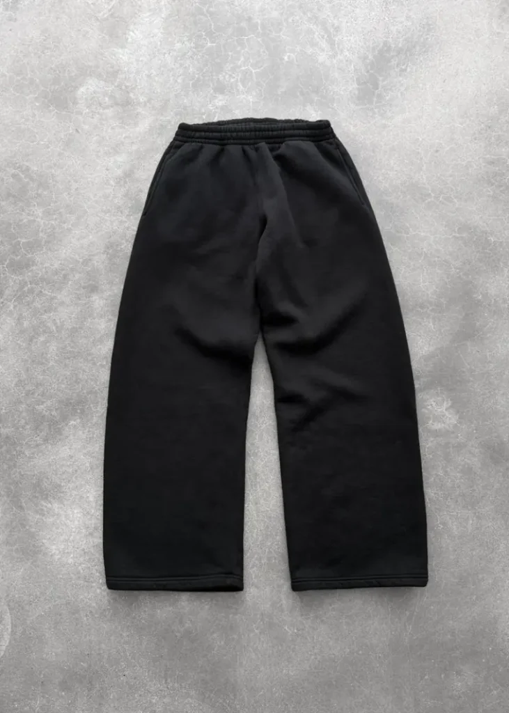 Akimbo STRAIGHT-LEG SWEATPANTS - HEATHER GREY front view with relaxed straight-leg fit