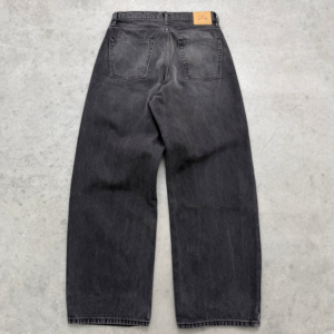 AKIMBO BAGGY 5 POCKET JEAN - FADED BLACK back view